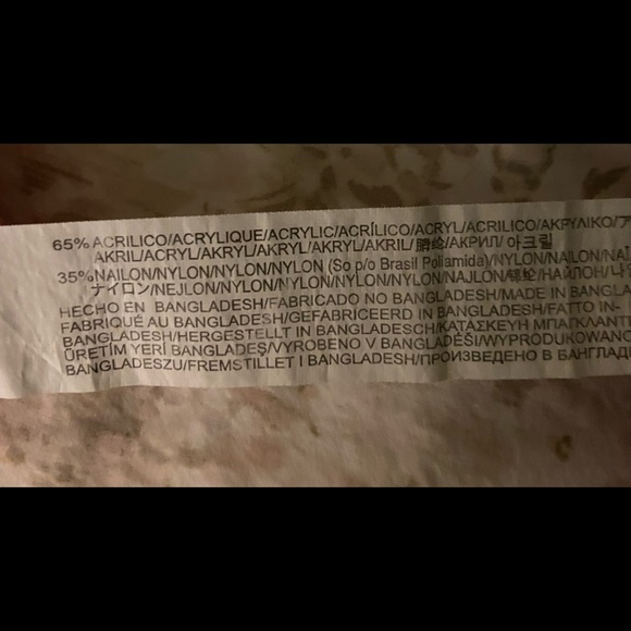 Salmon color sweater - Picture 4 of 4